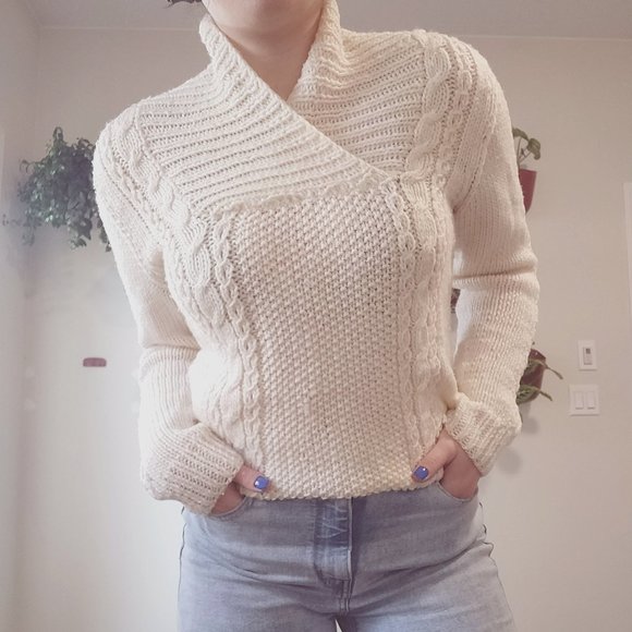 Cream Vintage Knit Sweater - Picture 3 of 8